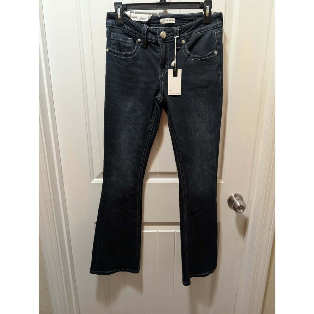 NEW! Fire & Rain Blue Comfort Denim Bootcut Low Rise Jeans Size 7/28